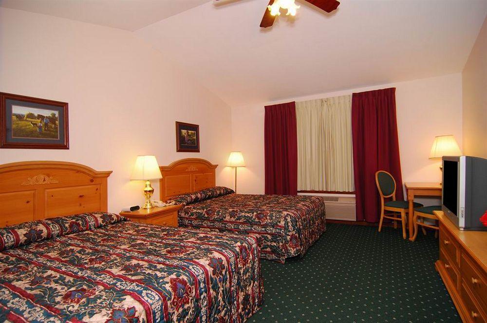 Econo Lodge Inn & Suites Eau Claire Kültér fotó