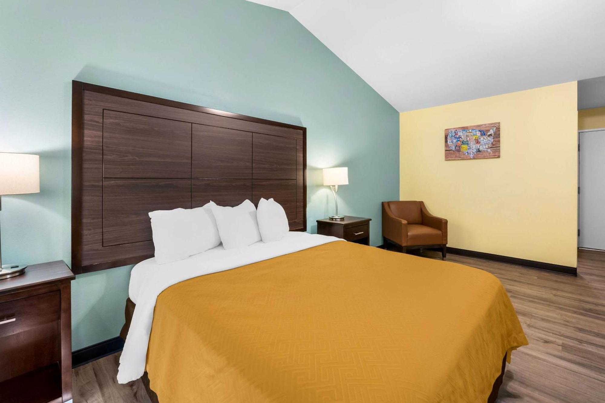 Econo Lodge Inn & Suites Eau Claire Kültér fotó