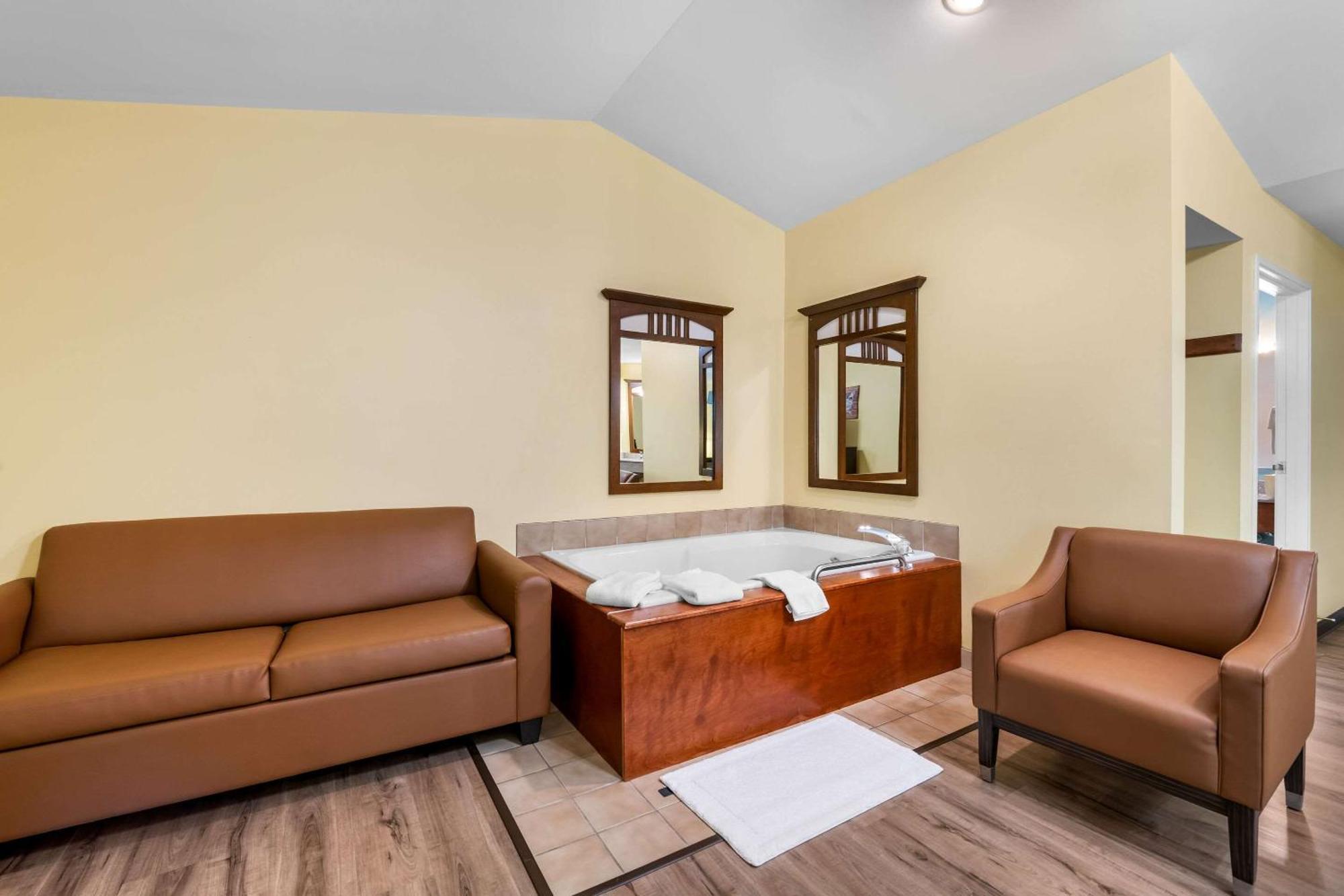 Econo Lodge Inn & Suites Eau Claire Kültér fotó