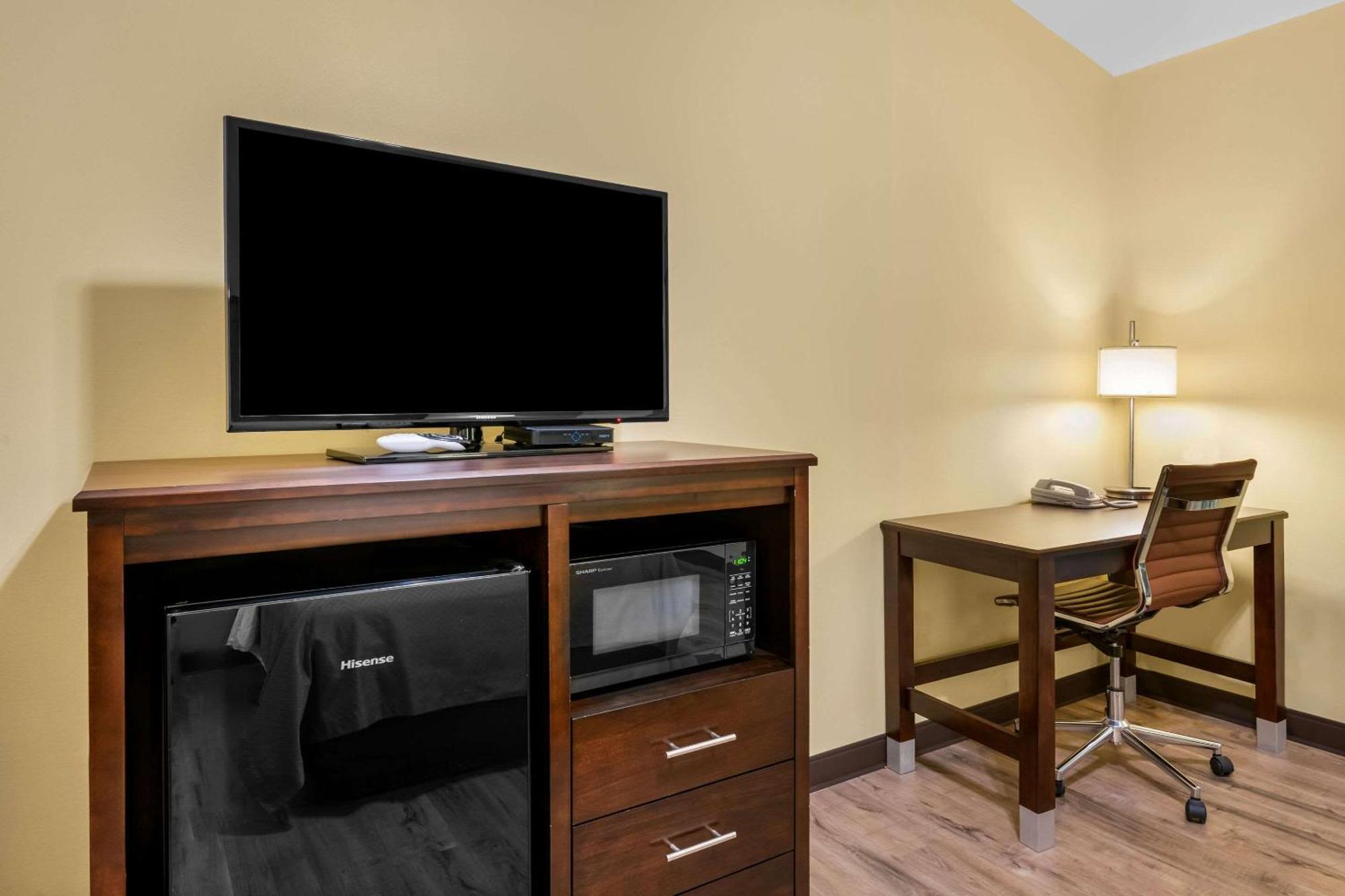Econo Lodge Inn & Suites Eau Claire Kültér fotó