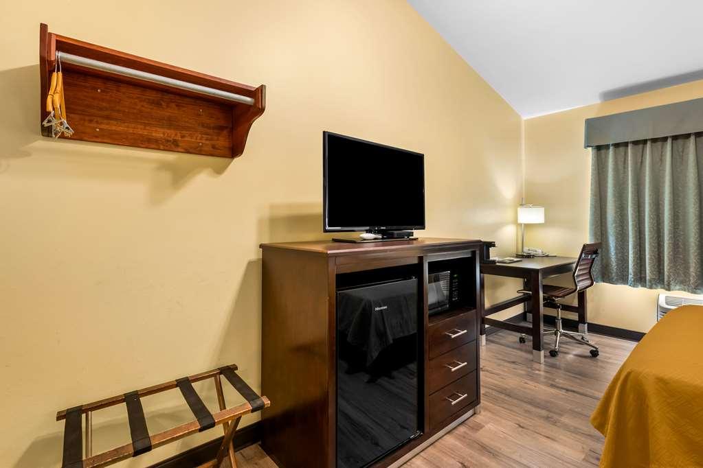 Econo Lodge Inn & Suites Eau Claire Szoba fotó