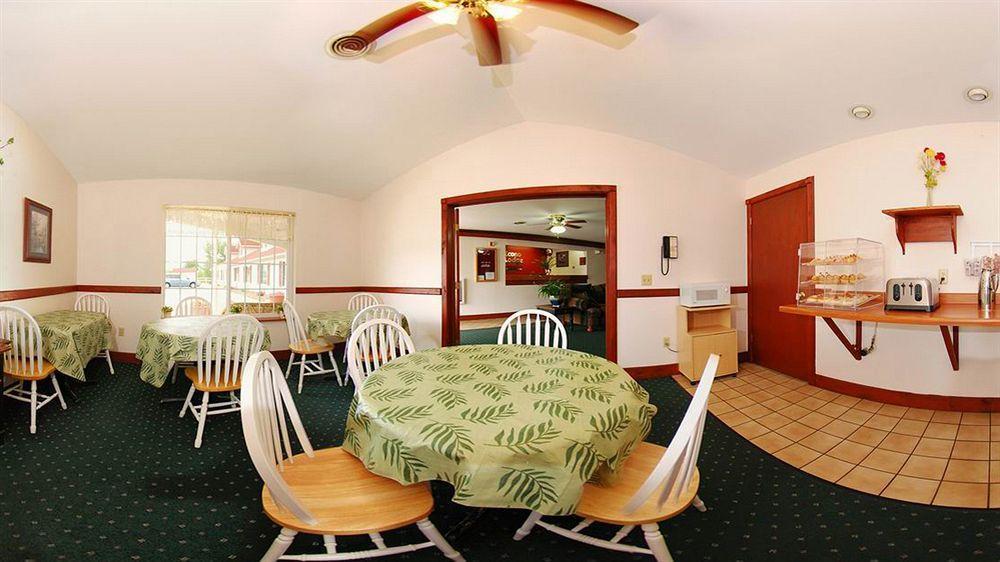 Econo Lodge Inn & Suites Eau Claire Kültér fotó