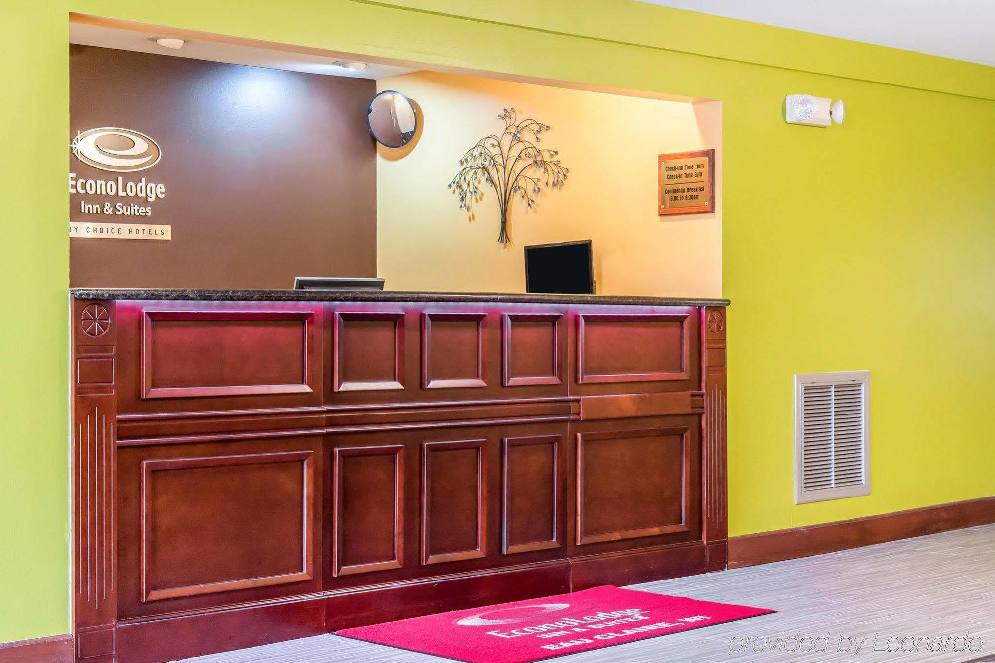 Econo Lodge Inn & Suites Eau Claire Kültér fotó