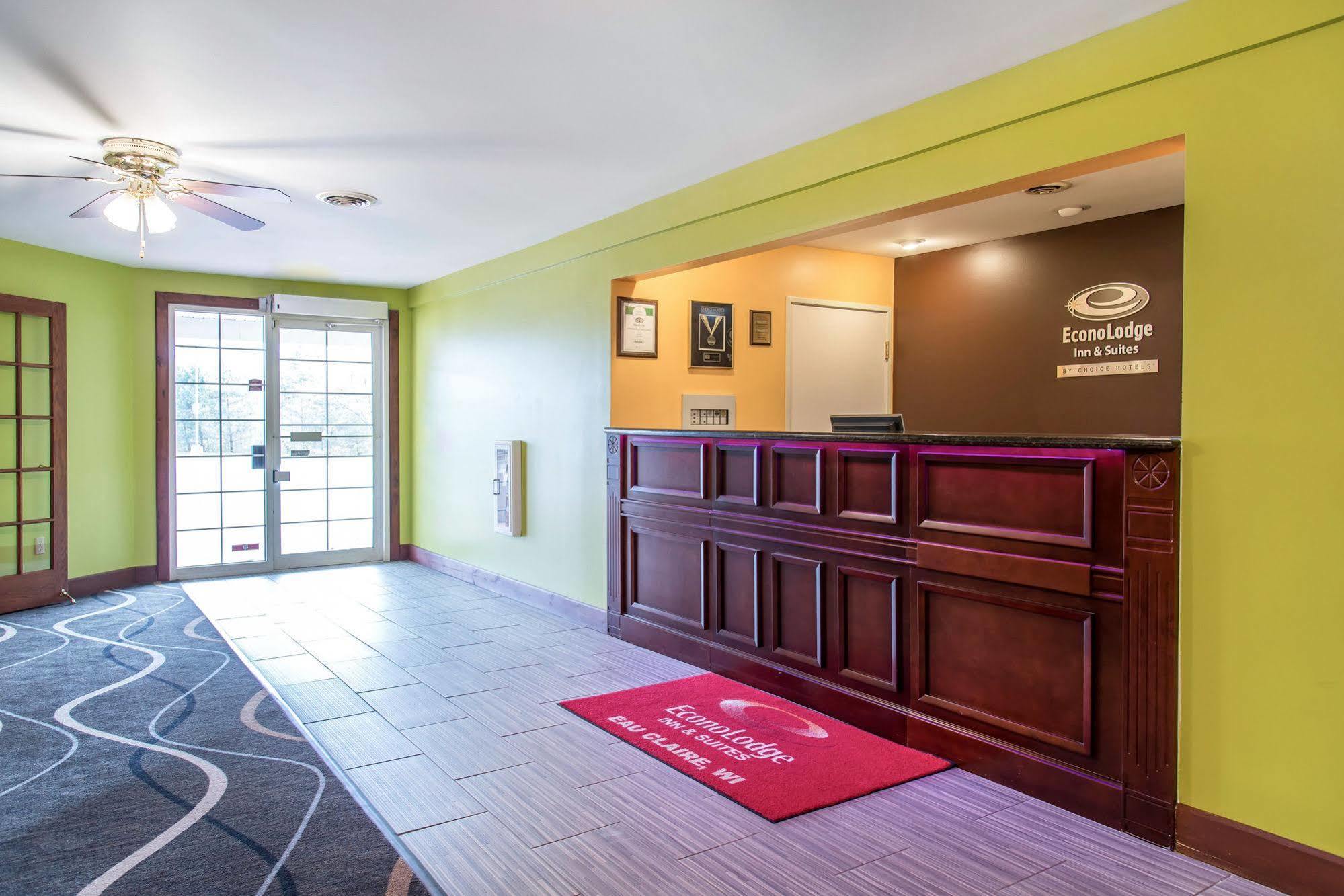 Econo Lodge Inn & Suites Eau Claire Kültér fotó