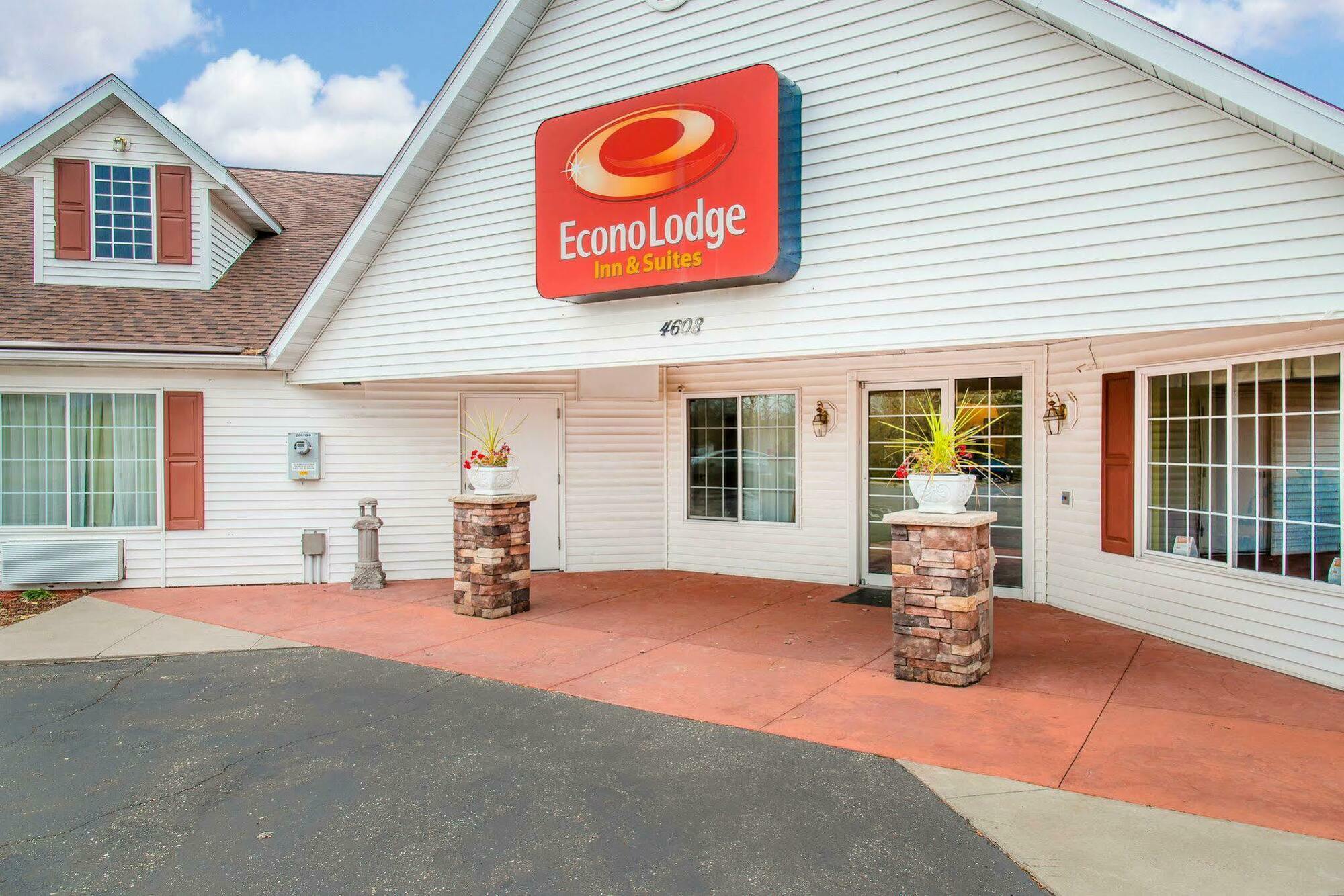 Econo Lodge Inn & Suites Eau Claire Kültér fotó